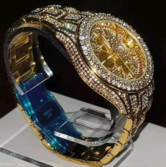 Men's Fully Covered Iced Goldplated Simulated Diamond Quartz Waterproof Watch - Picture 3 of 12